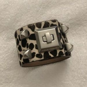 Vince Camuto Cuff